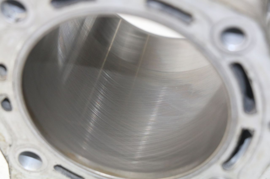 photo de CYLINDRE PISTON PEUGEOT SATELIS 500 (2007 - 2013) - Zoom état d’usage