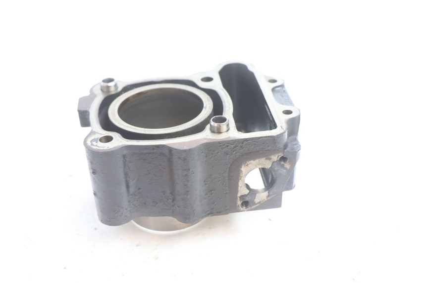 photo de CYLINDRE PISTON PEUGEOT SATELIS 125 (2006 - 2009) - Points de fixation