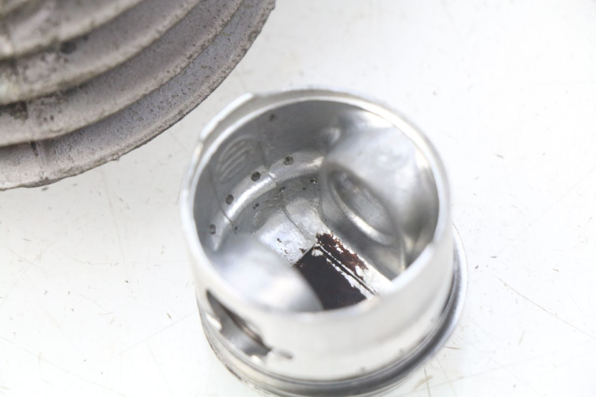 photo de CYLINDRE PISTON KYMCO SENTO 50 (2008 - 2013) - Zoom état d’usage