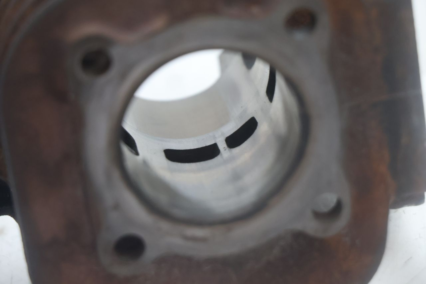 photo de CYLINDRE PISTON YAMAHA SLIDER 50 (1999 - 2004) - État de surface