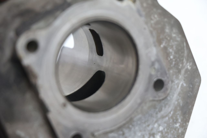photo de CYLINDRE PISTON PEUGEOT SPEEDFIGHT 2 AC 50 (2000 - 2009) - Marquages et références
