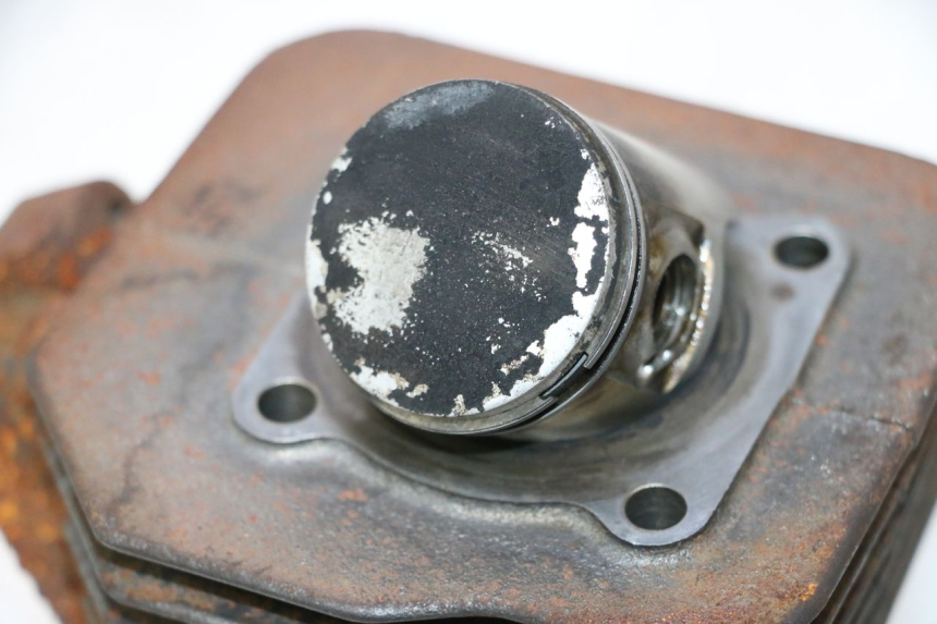 photo de CYLINDRE PISTON PEUGEOT SPEEDFIGHT 2 AC 50 (2000 - 2009) - Inspection visuelle