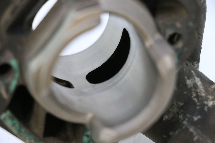 photo de CYLINDRE PISTON PEUGEOT SPEEDFIGHT LC 50 (1996 - 2002) - Vue d’ensemble