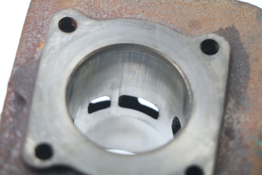photo de CYLINDRE PISTON APRILIA SR 2T 50 (2012 - 2017) - État de surface