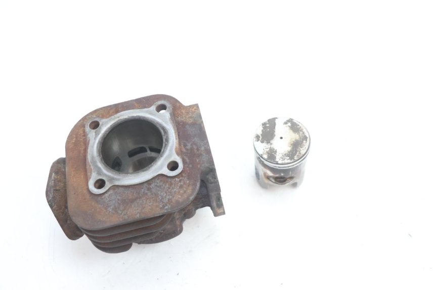 photo de CYLINDRE PISTON MBK STUNT NAKED 50 (2004 - 2018) - Détail de la pièce