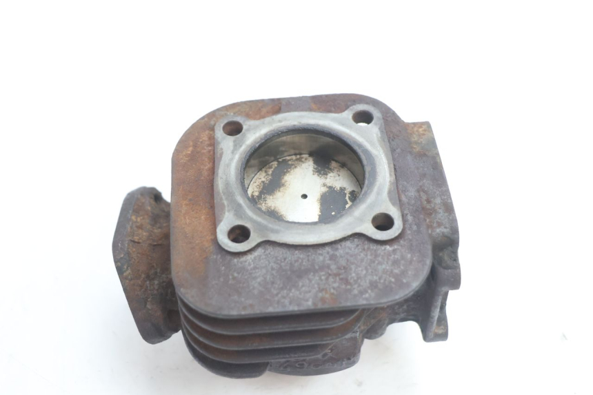 photo de CYLINDRE PISTON MBK STUNT NAKED 50 (2004 - 2018) - Vue d’ensemble