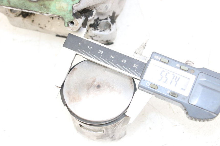 photo de CYLINDRE PISTON CAGIVA SUPER CITY 125 (1992 - 1997) - Gros plan technique