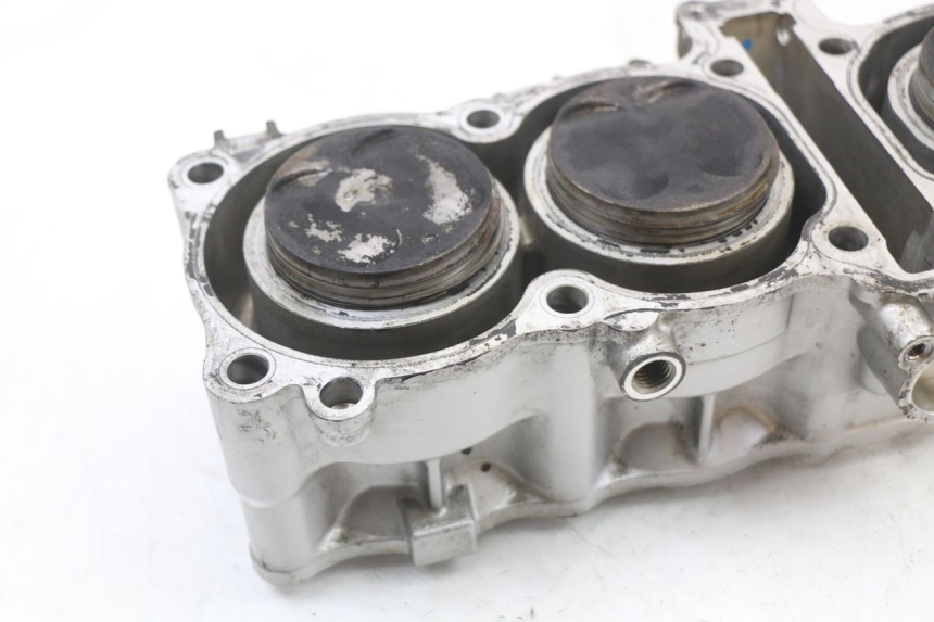 photo de CYLINDRE PISTON SUZUKI GSX F GSXF 650 (2007 - 2015) - Focus structure