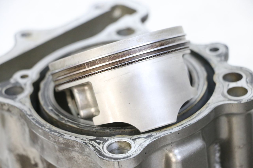 photo de CYLINDRE PISTON SUZUKI SV S 650 (1999 - 2002) - Inspection visuelle