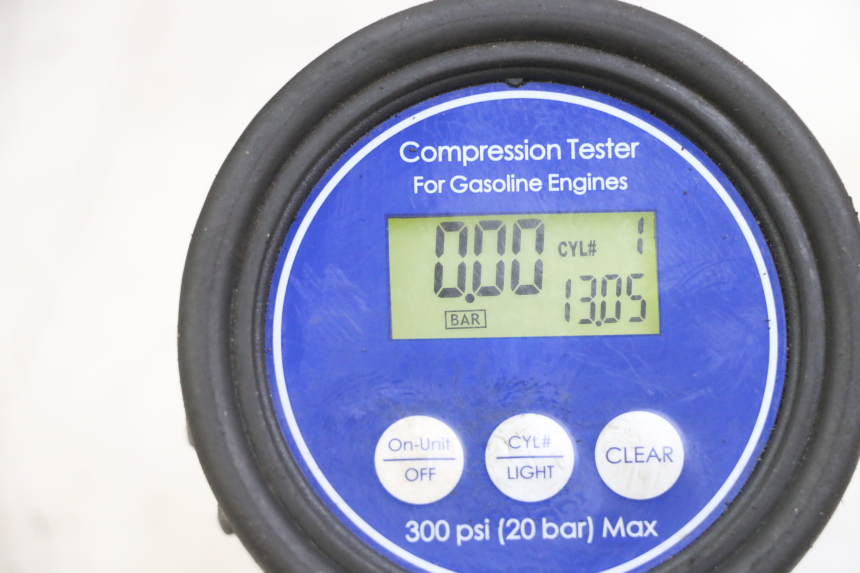 photo de CYLINDRE PISTON SUZUKI SV S 650 (1999 - 2002) - Aperçu profil