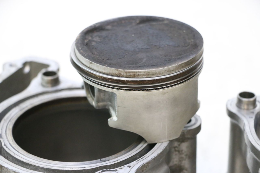 photo de CYLINDRE PISTON SUZUKI SV S 650 (1999 - 2002) - Inspection visuelle