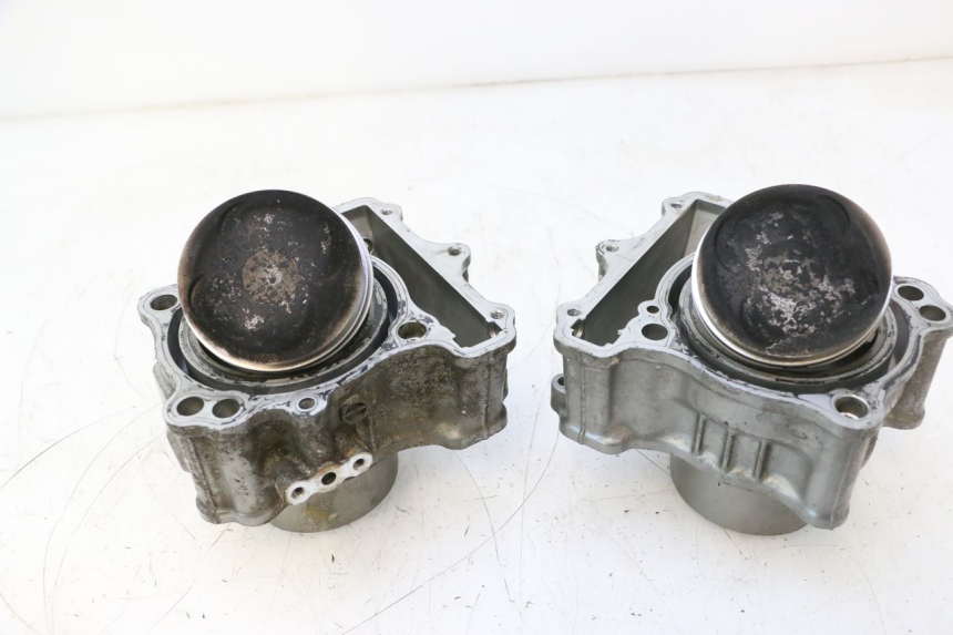 photo de CYLINDRE PISTON SUZUKI SV S 650 (2003 - 2009) - Détails caractéristiques