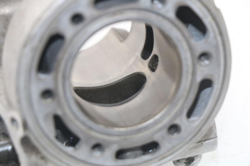 photo de CYLINDRE PISTON KTM SX 85 (2003 - 2012) - Gros plan technique