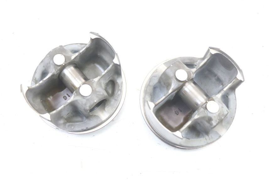 photo de CYLINDRE PISTON YAMAHA TDM ABS 900 (2002 - 2014) - Focus structure