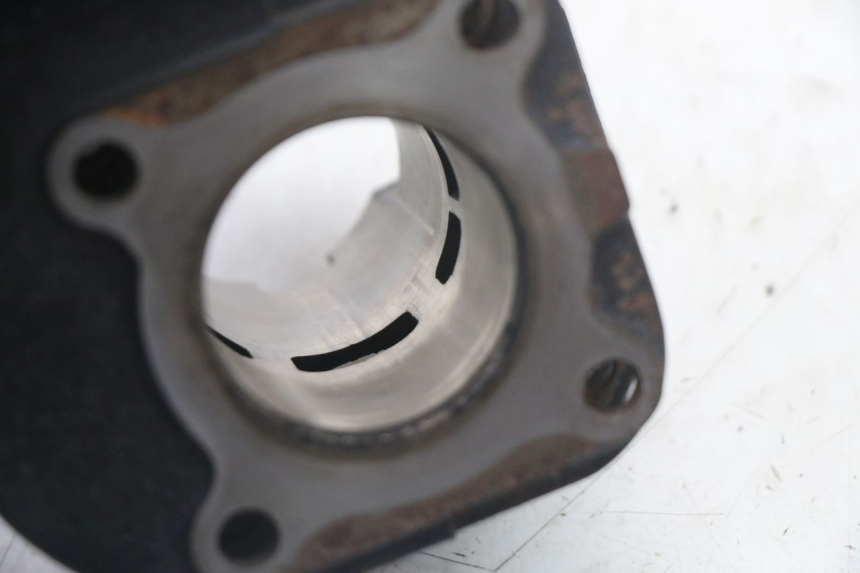 photo de CYLINDRE PISTON TNT MOTOR ROMA 10' 2T 50 (2011 - 2018) - Vue rapprochée