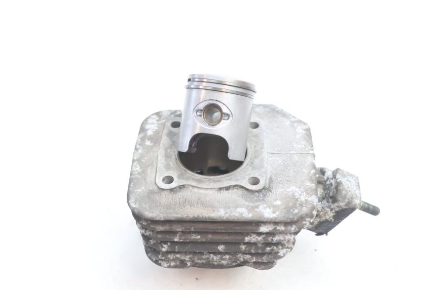 photo de CYLINDRE PISTON PEUGEOT TREKKER 50 (1995 - 2004) - Vue principale