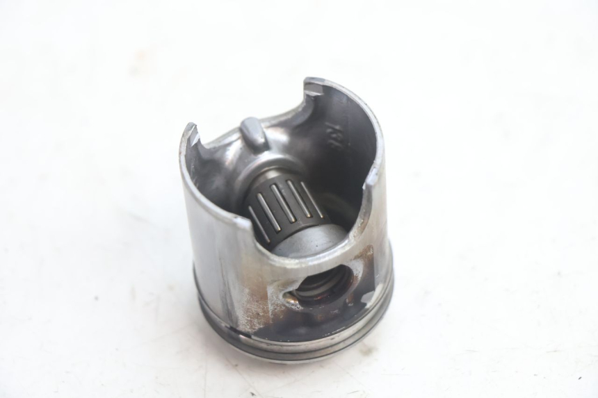 photo de CYLINDRE PISTON PEUGEOT TREKKER 50 (1995 - 2004) - Vue rapprochée