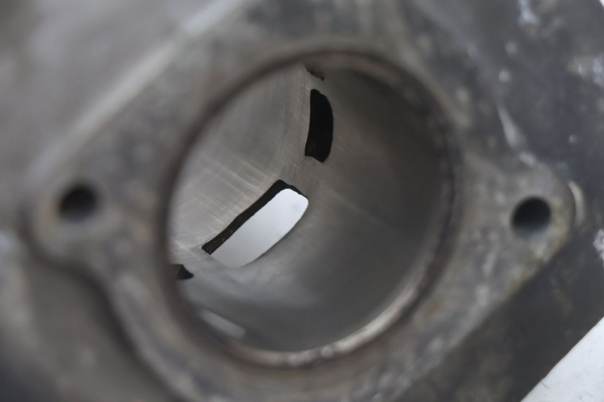 photo de CYLINDRE PISTON PEUGEOT TREKKER 50 (1995 - 2004) - Pièce contrôlée