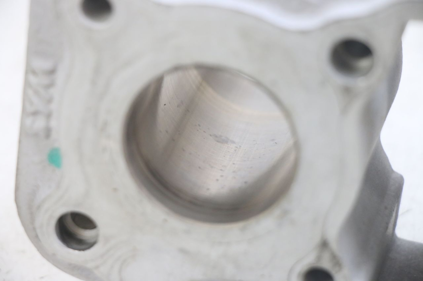 photo de CYLINDRE PISTON PEUGEOT TWEET 4T 50 (2014 - 2019) - Zoom état d’usage