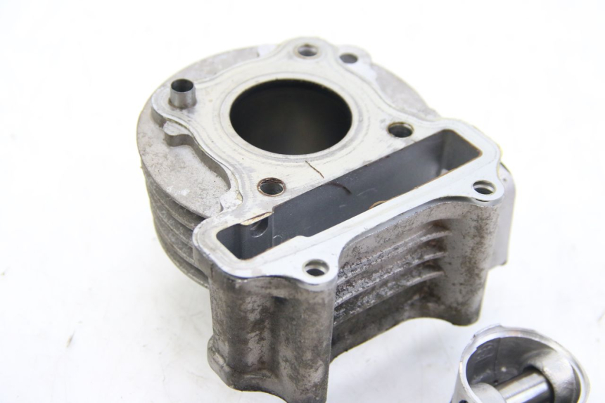 photo de CYLINDRE PISTON PEUGEOT V-CLIC VCLIC 50 (2007 - 2013) - Pièce contrôlée