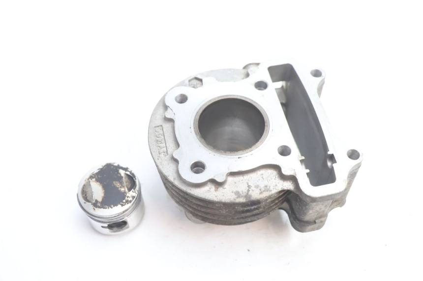 photo de CYLINDRE PISTON PEUGEOT V-CLIC VCLIC 50 (2007 - 2013) - Zoom état d’usage
