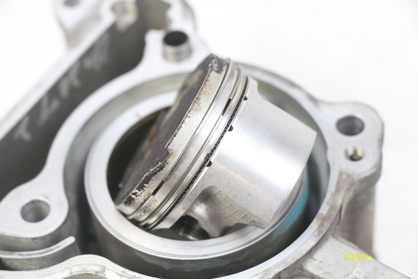 photo de CYLINDRE PISTON PIAGGIO VESPA GTS IGET ABS 125 (2017 - 2023) - Détails caractéristiques