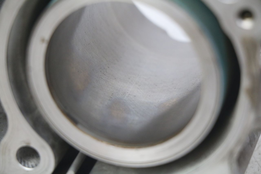 photo de CYLINDRE PISTON PIAGGIO VESPA GTS IGET ABS 125 (2017 - 2023) - Vue d’ensemble