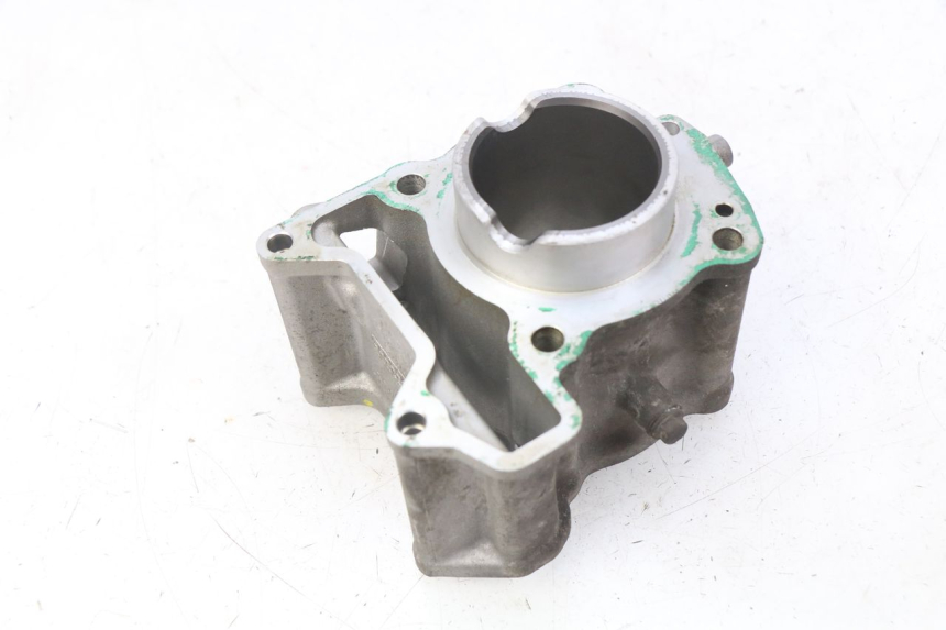 photo de CYLINDRE PISTON PIAGGIO VESPA GTS IGET ABS 125 (2017 - 2023) - Points de fixation