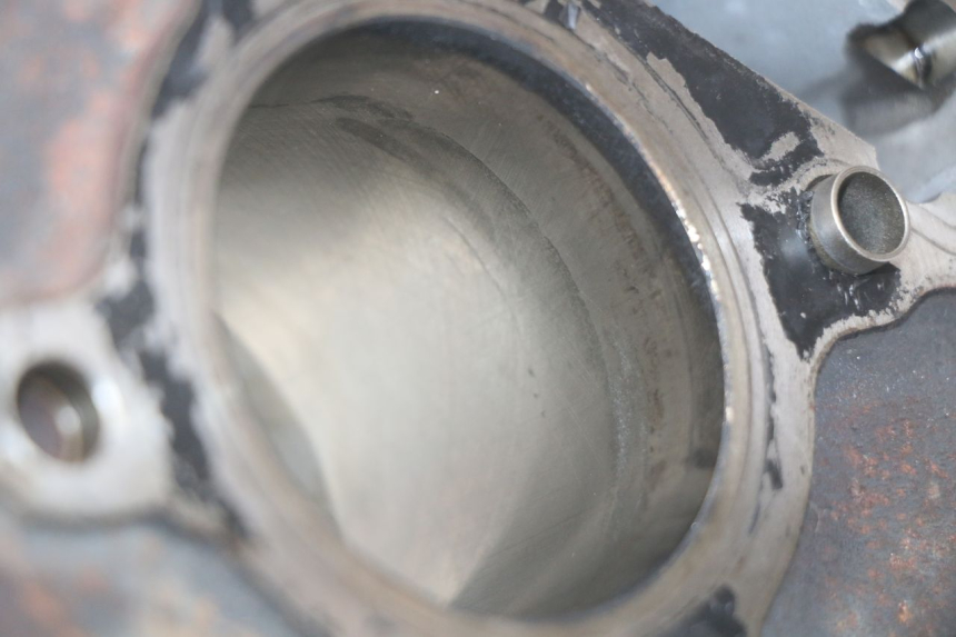 photo de CYLINDRE PISTON PIAGGIO VESPA LX 125 (2005 - 2010) - Autre angle de vue