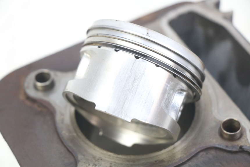 photo de CYLINDRE PISTON PIAGGIO VESPA LXV 125 (2006 - 2009) - Zoom composants