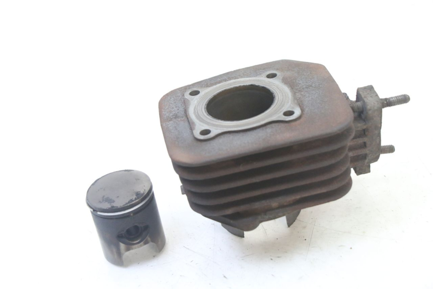 photo de CYLINDRE PISTON PEUGEOT VIVACITY NEW 2T 50 (2008 - 2017) - Détail de la pièce