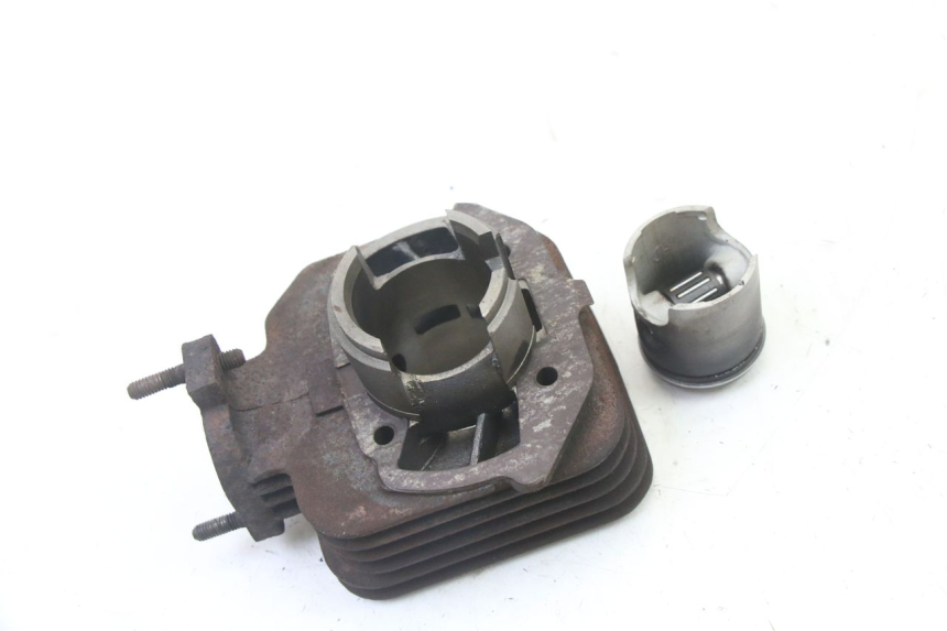 photo de CYLINDRE PISTON PEUGEOT VIVACITY NEW 2T 50 (2008 - 2017) - Autre angle de vue