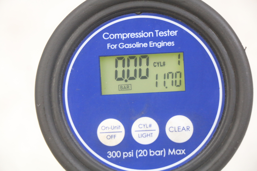 photo de CYLINDRE PISTON DAELIM VJ ROADWIN FI 125 (2008 - 2017) - Angle alternatif