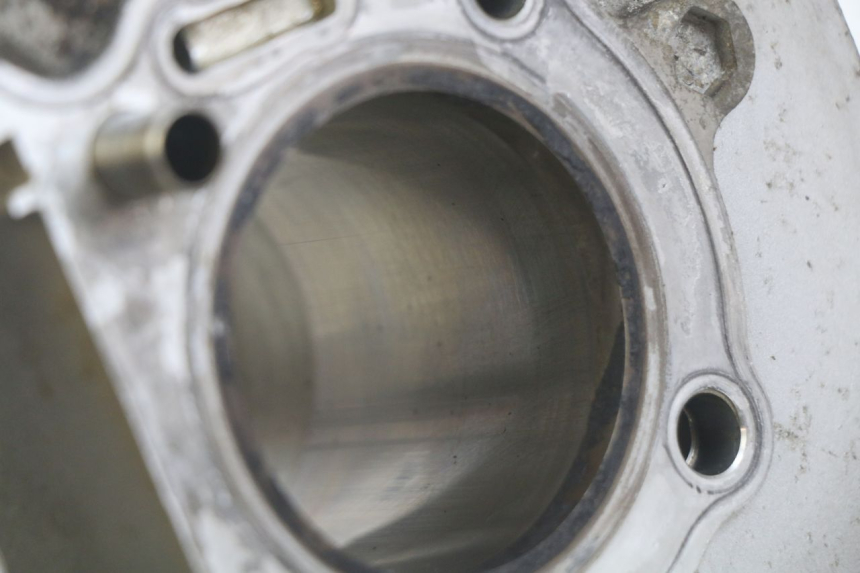 photo de CYLINDRE PISTON DAELIM VJ ROADWIN FI 125 (2008 - 2017) - Points de fixation