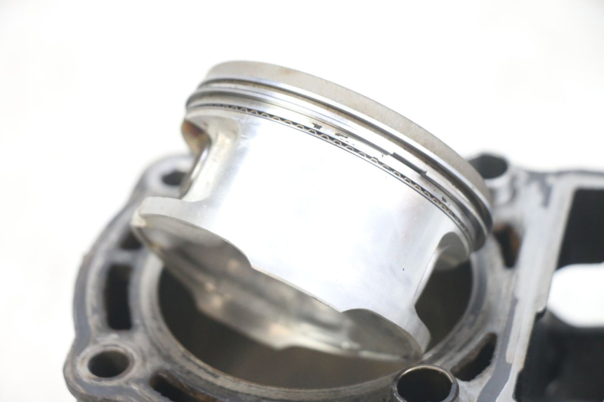 photo de CYLINDRE PISTON YAMAHA X-MAX XMAX 250 (2006 - 2009) - Détails caractéristiques