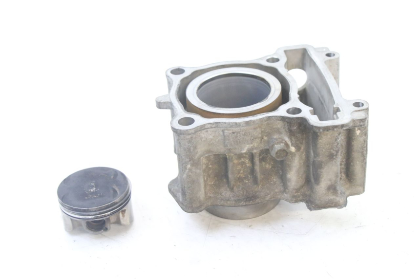 photo de CYLINDRE PISTON YAMAHA X-MAX XMAX 125 (2010 - 2013) - Zoom état d’usage