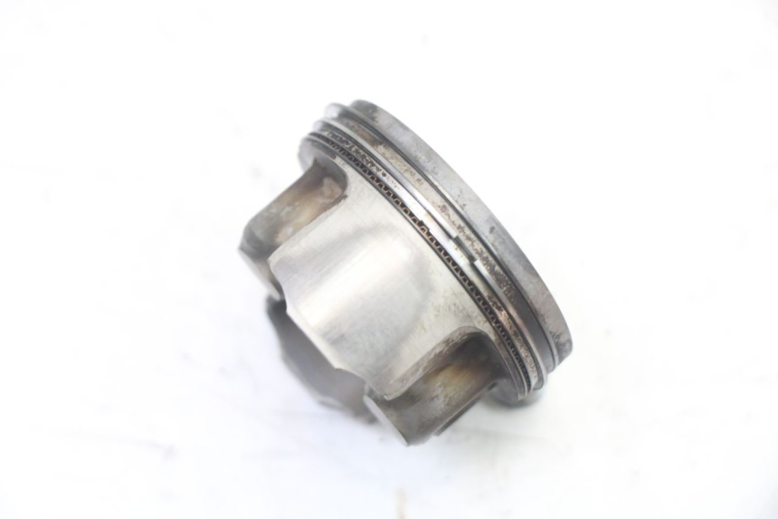 photo de CYLINDRE PISTON YAMAHA X-MAX XMAX 125 (2010 - 2013) - État de surface