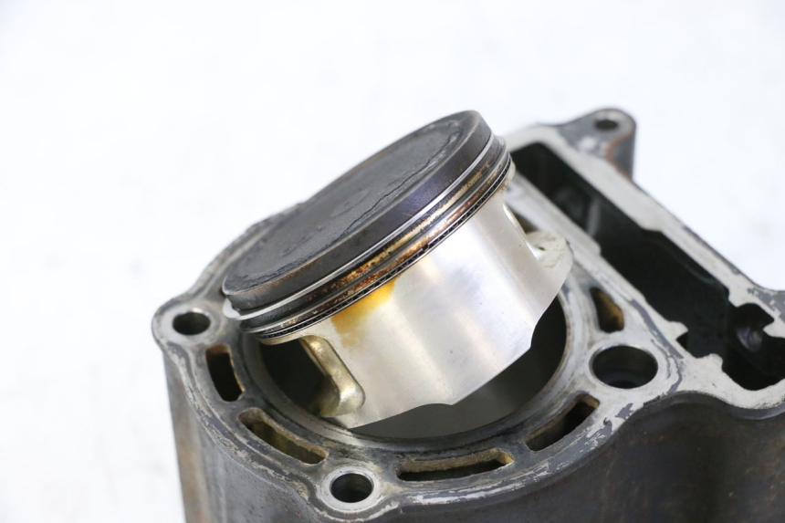photo de CYLINDRE PISTON YAMAHA X-MAX XMAX 250 (2006 - 2009) - Photo complémentaire