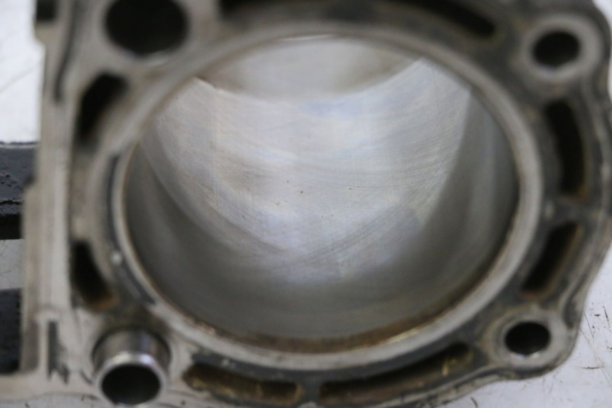 photo de CYLINDRE PISTON YAMAHA X-MAX XMAX 250 (2006 - 2009) - Points de fixation