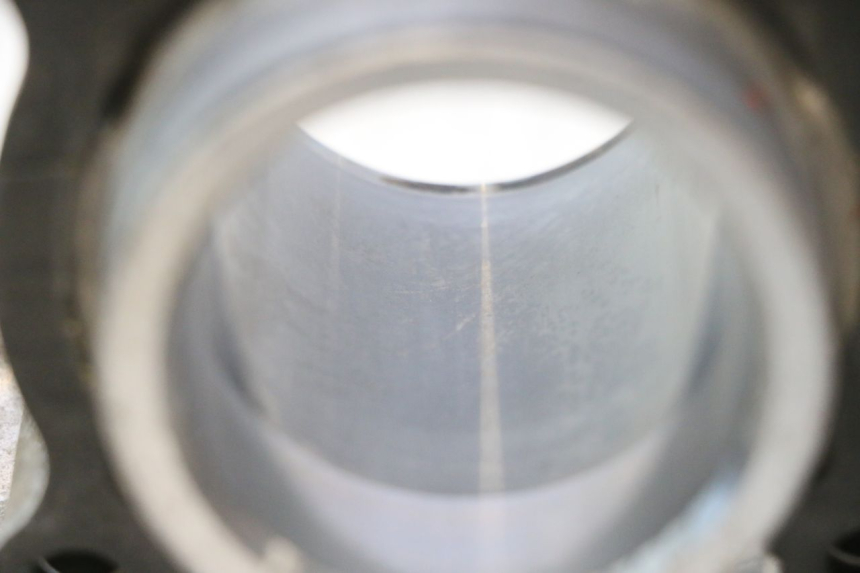 photo de CYLINDRE PISTON YAMAHA X-MAX XMAX 125 (2010 - 2013) - État de surface