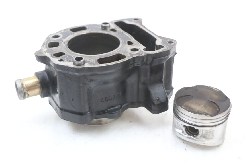 photo de CYLINDRE PISTON PIAGGIO X8 125 (2004 - 2007) - Zoom état d’usage