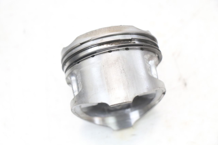 photo de CYLINDRE PISTON PIAGGIO X8 125 (2004 - 2007) - État de surface