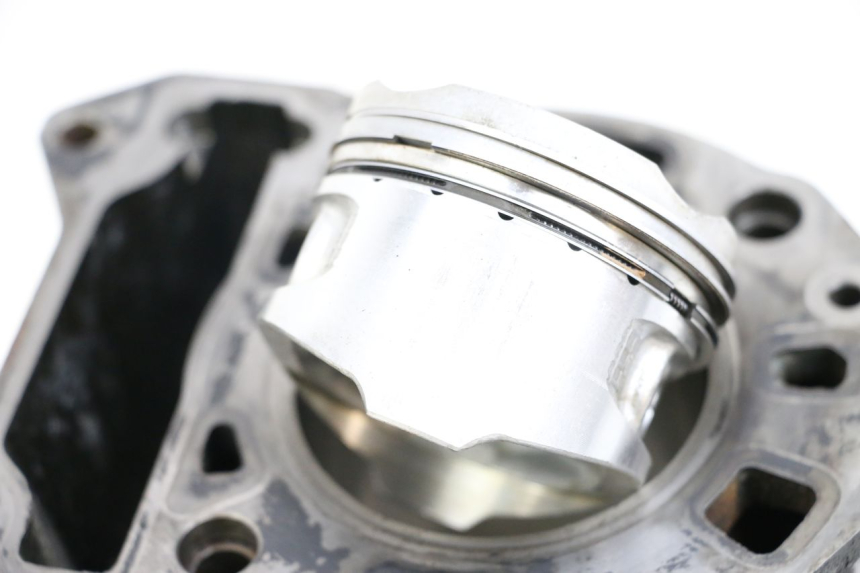 photo de CYLINDRE PISTON PIAGGIO XEVO - X EVO 125 (2007 - 2017) - Zoom composants