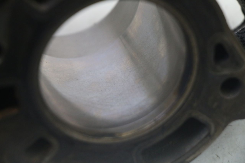 photo de CYLINDRE PISTON PIAGGIO XEVO - X EVO 125 (2007 - 2017) - Points de fixation