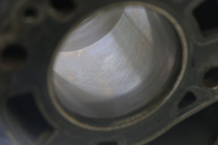photo de CYLINDRE PISTON PIAGGIO XEVO - X EVO 125 (2007 - 2017) - État de surface