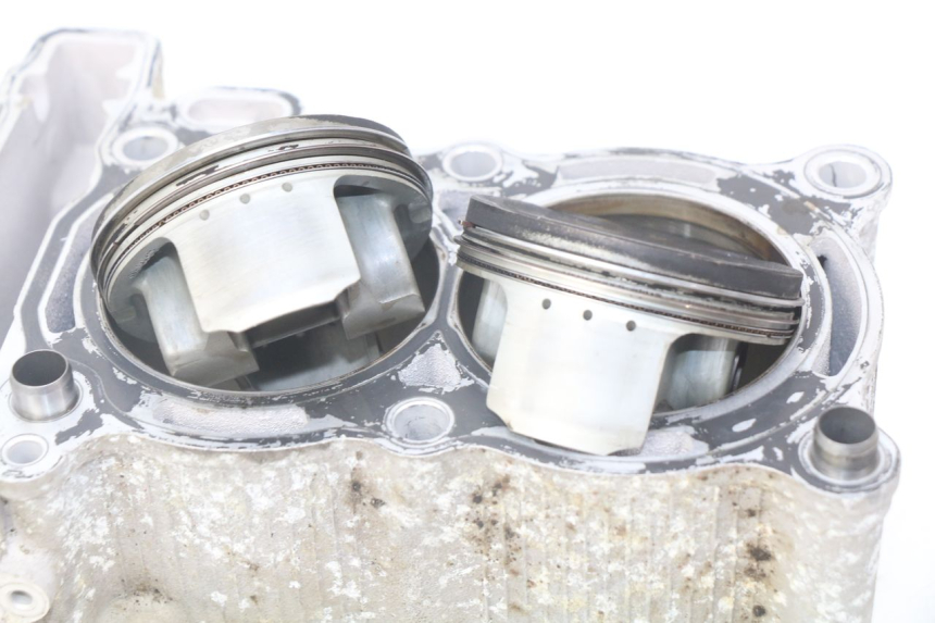 photo de CYLINDRE PISTON YAMAHA XP T-MAX TMAX ABS 530 (2012 - 2015) - Focus structure