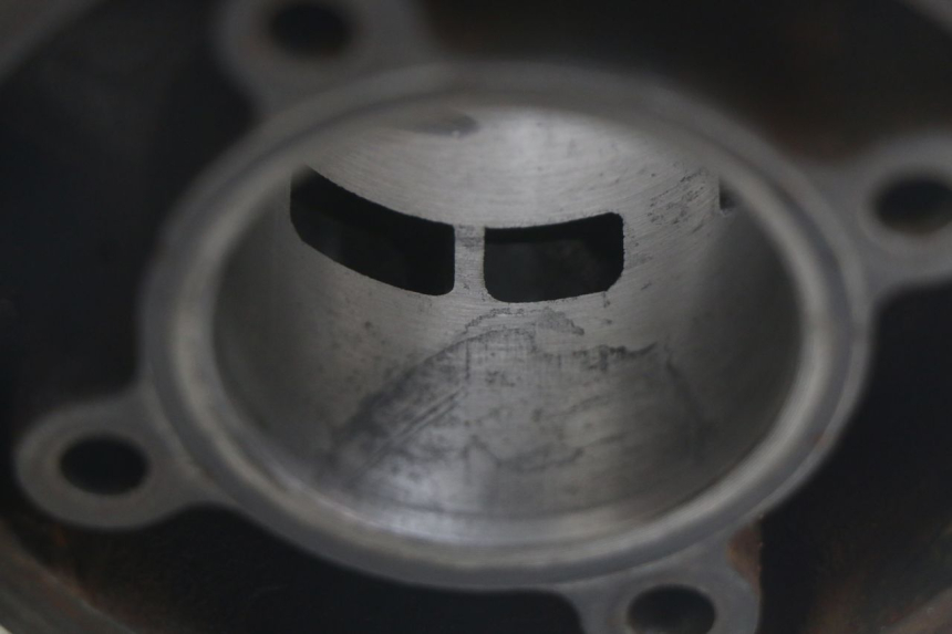 photo de CYLINDRE PISTON PEUGEOT XP6 50 (2006 - 2011) - Marquages et références