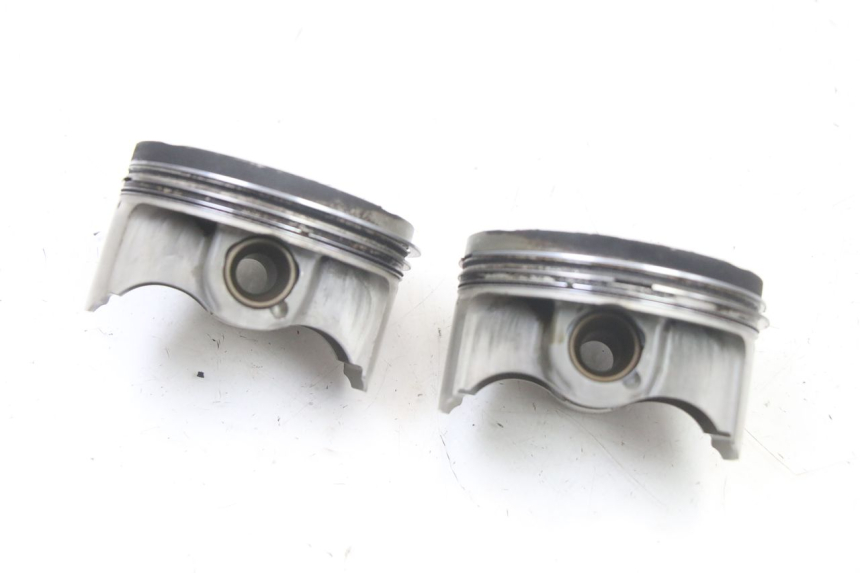 photo de CYLINDRE PISTON YAMAHA YP T-MAX TMAX 530 (2017 - 2020) - Points de fixation