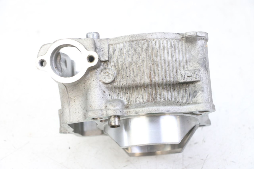 photo de CYLINDRE PISTON YAMAHA YZ-F YZF 250 (2007 - 2013) - Vue rapprochée