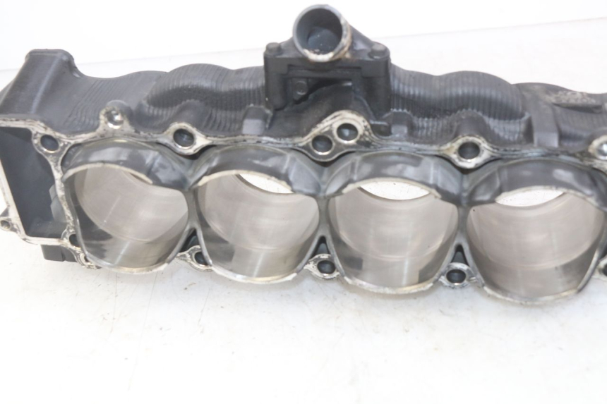 photo de CYLINDRE PISTON YAMAHA YZF R1 1000 (2007 - 2008) - Points de fixation